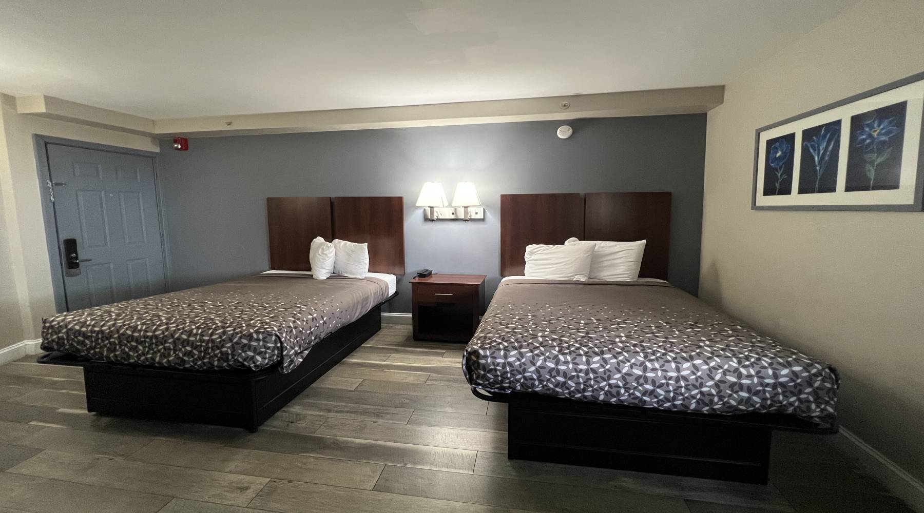 Double beds non smoking