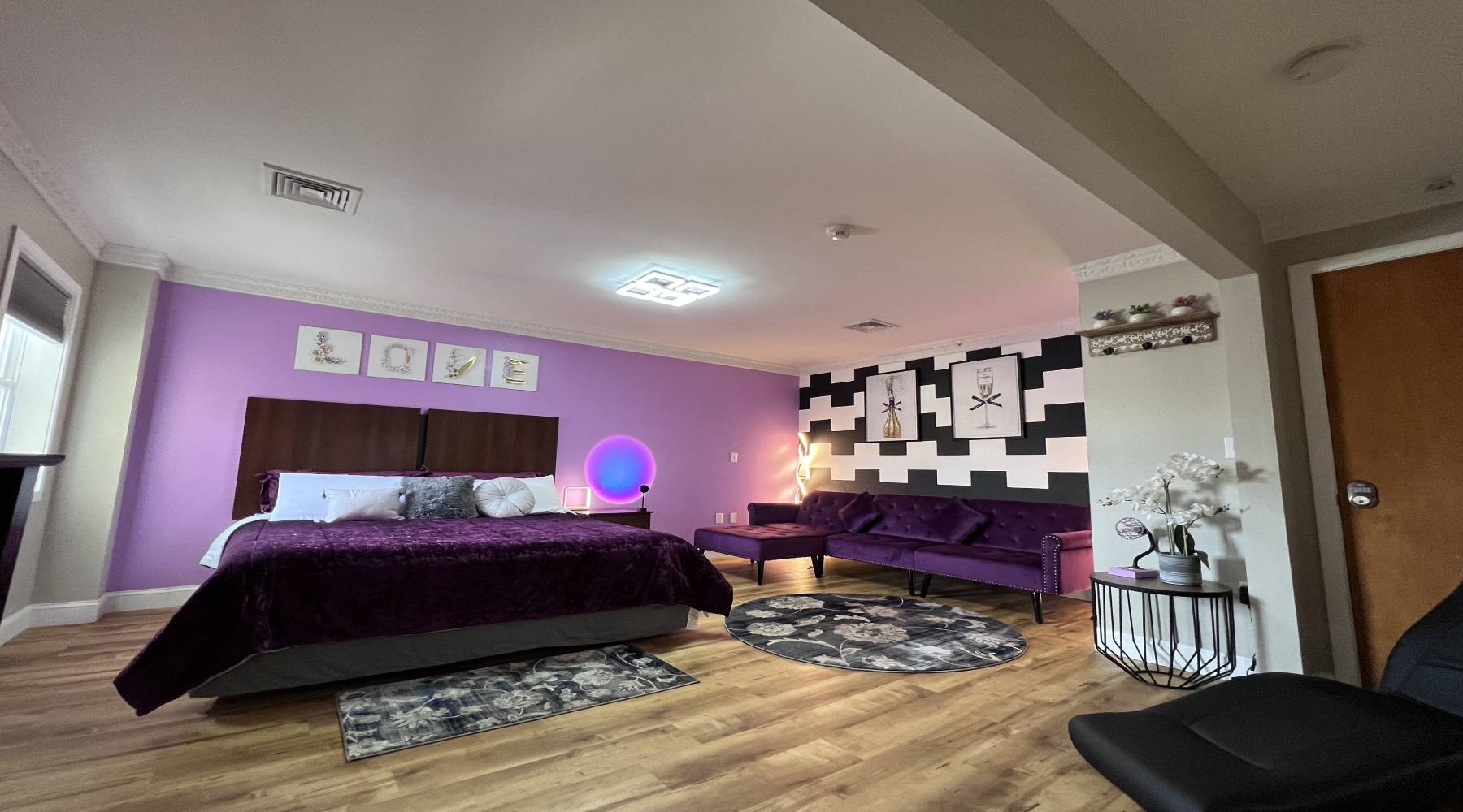 King Deluxe suite with spa bath