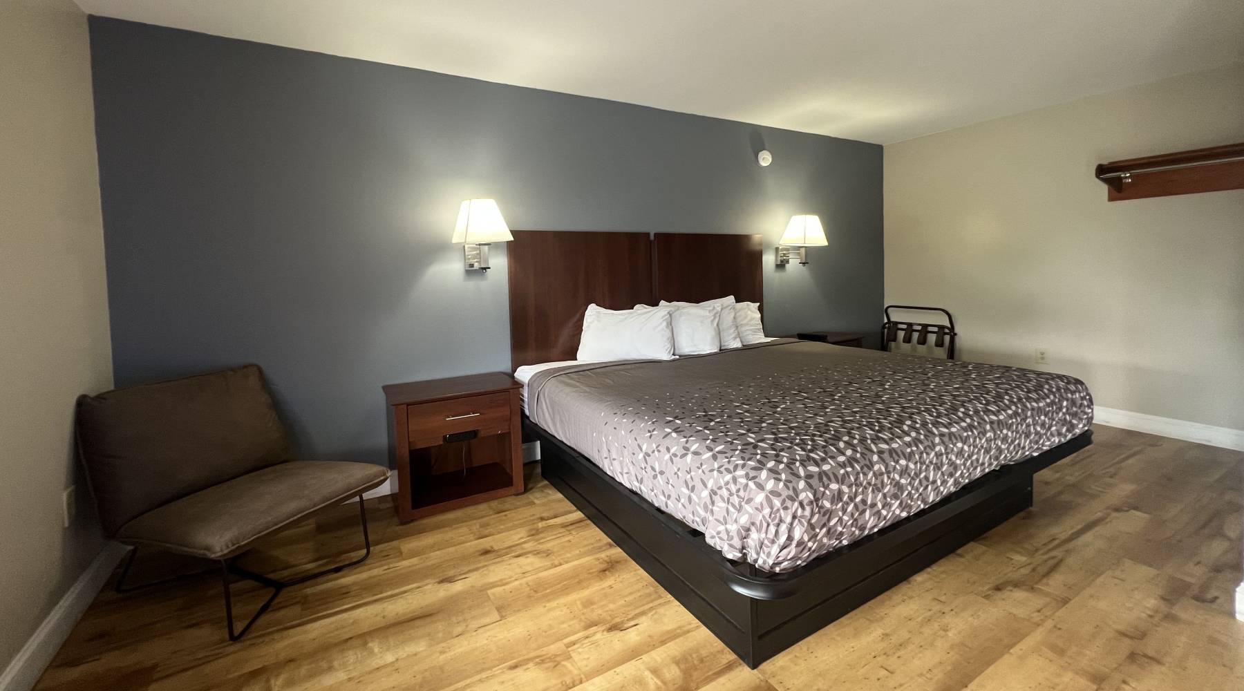king bed non smoking